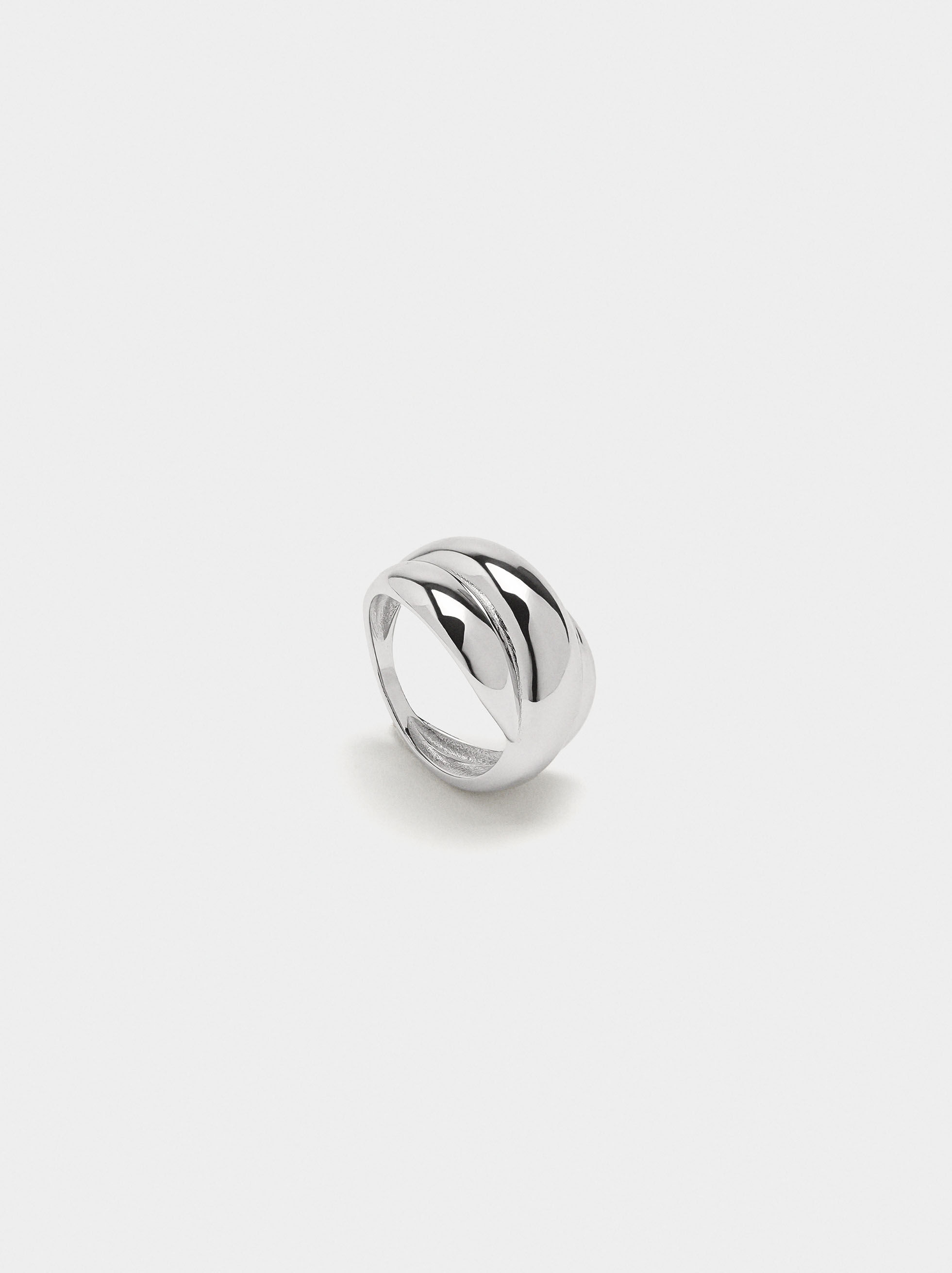 Rundad anel med relief - silver 925