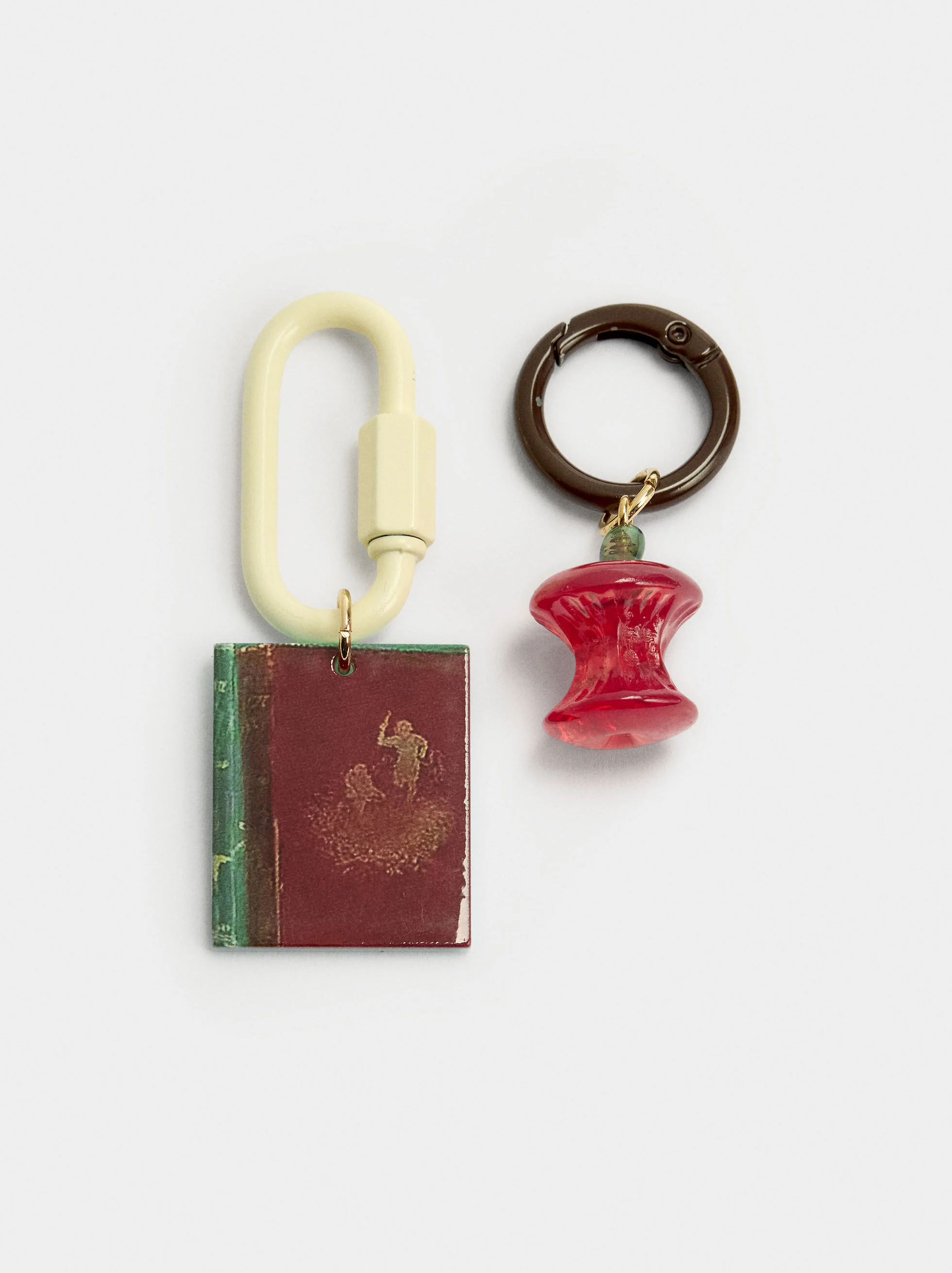 Nyckelring charm INTELECTUAL - The Bear Collection