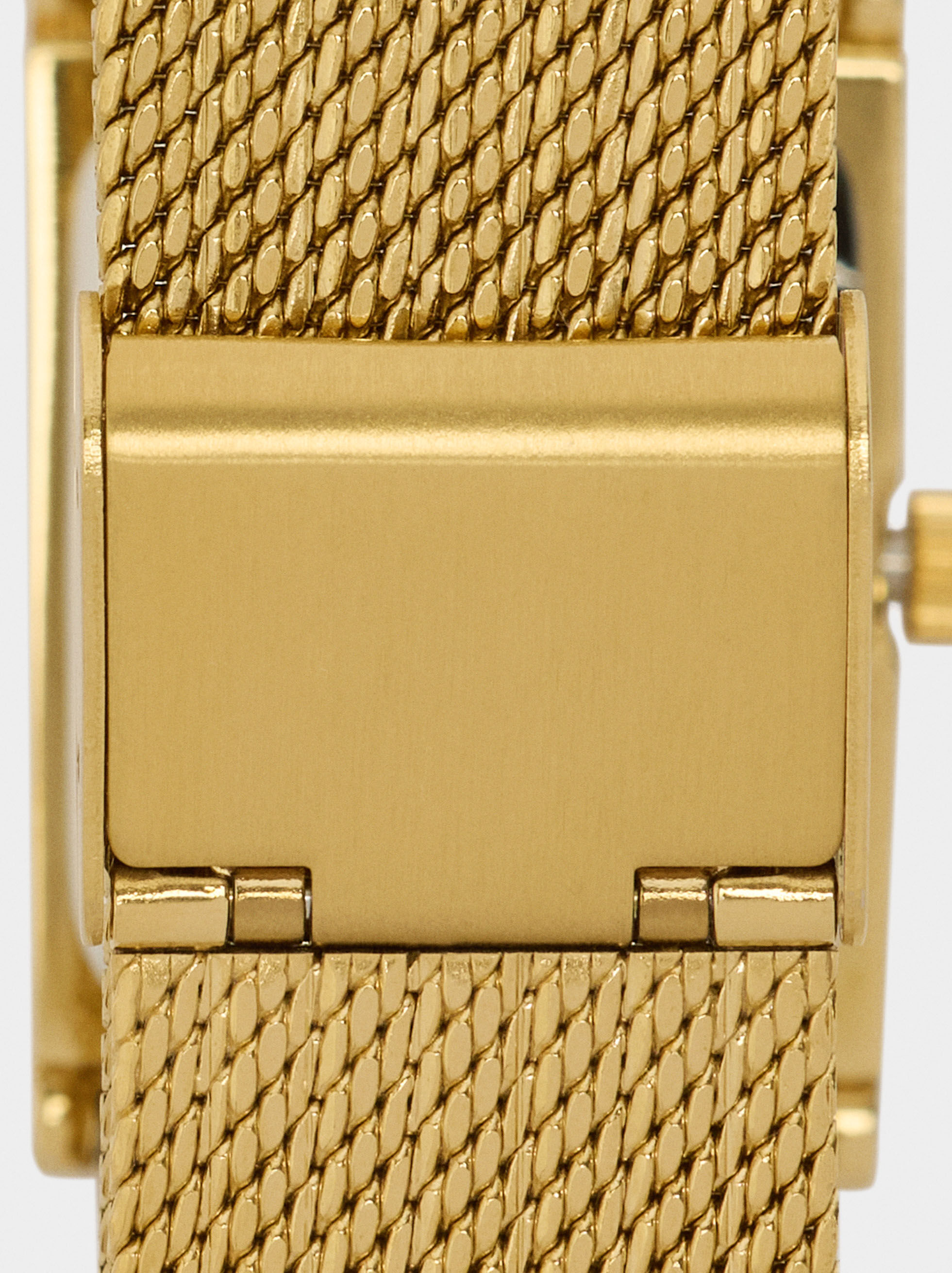 Kvadratiskt ur med metallfjädrande armband