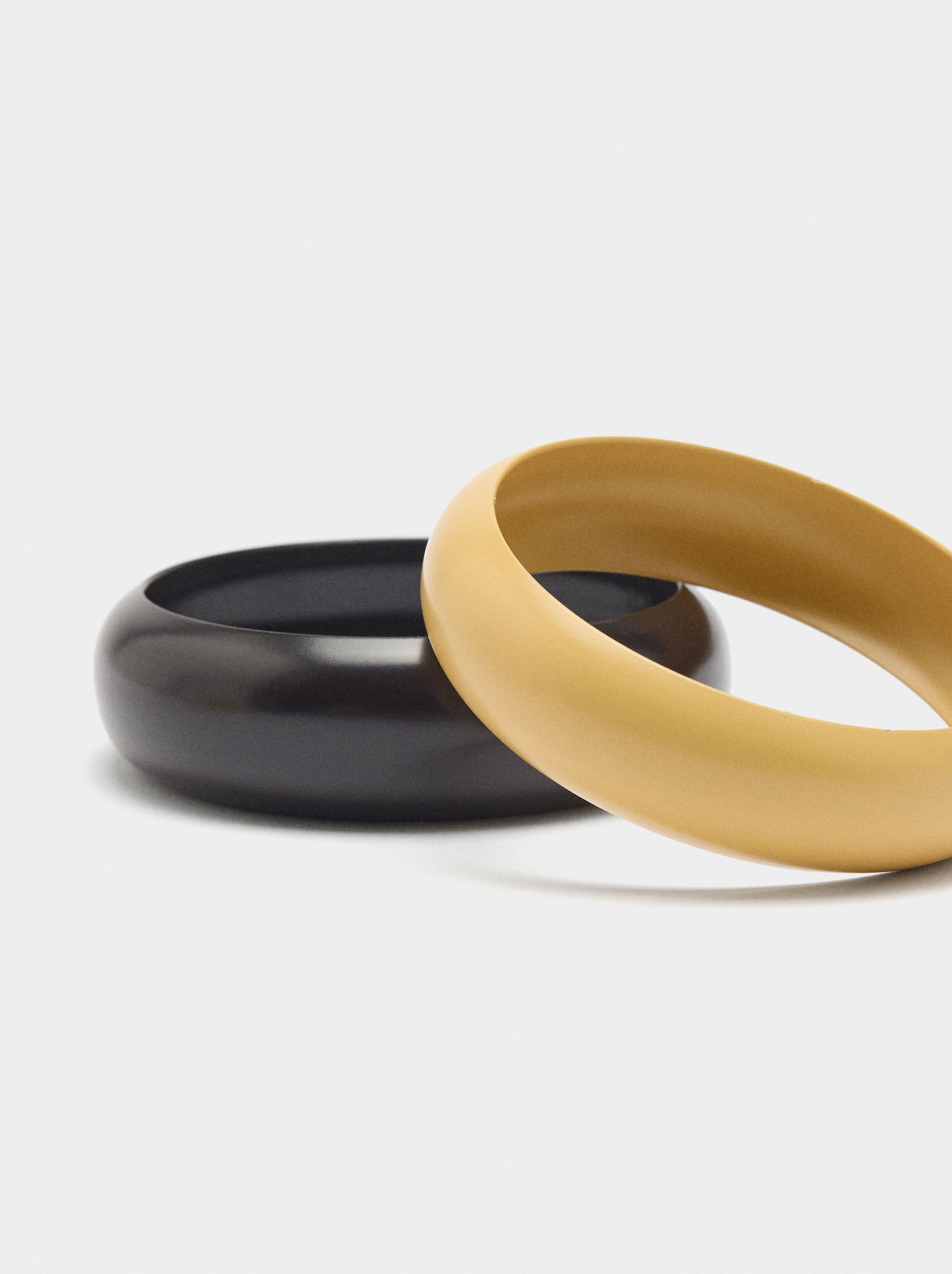 Set med armband med lack