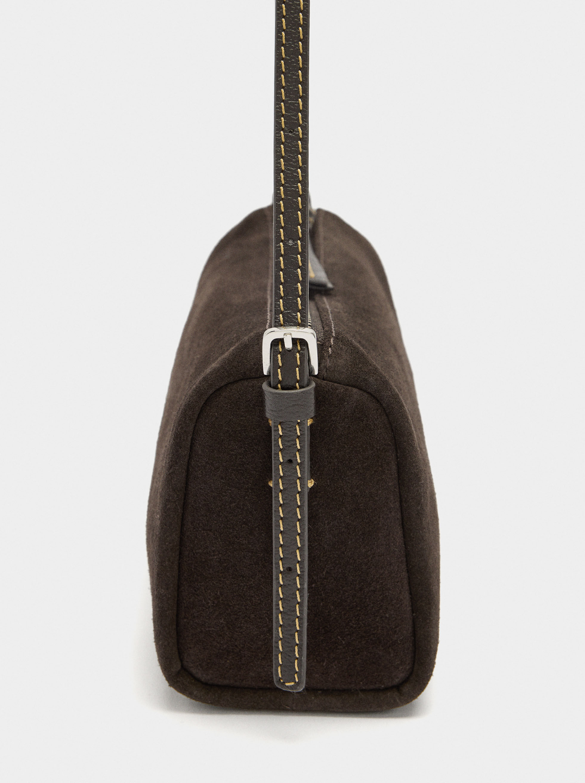 Långsmal kryssbag av skinn