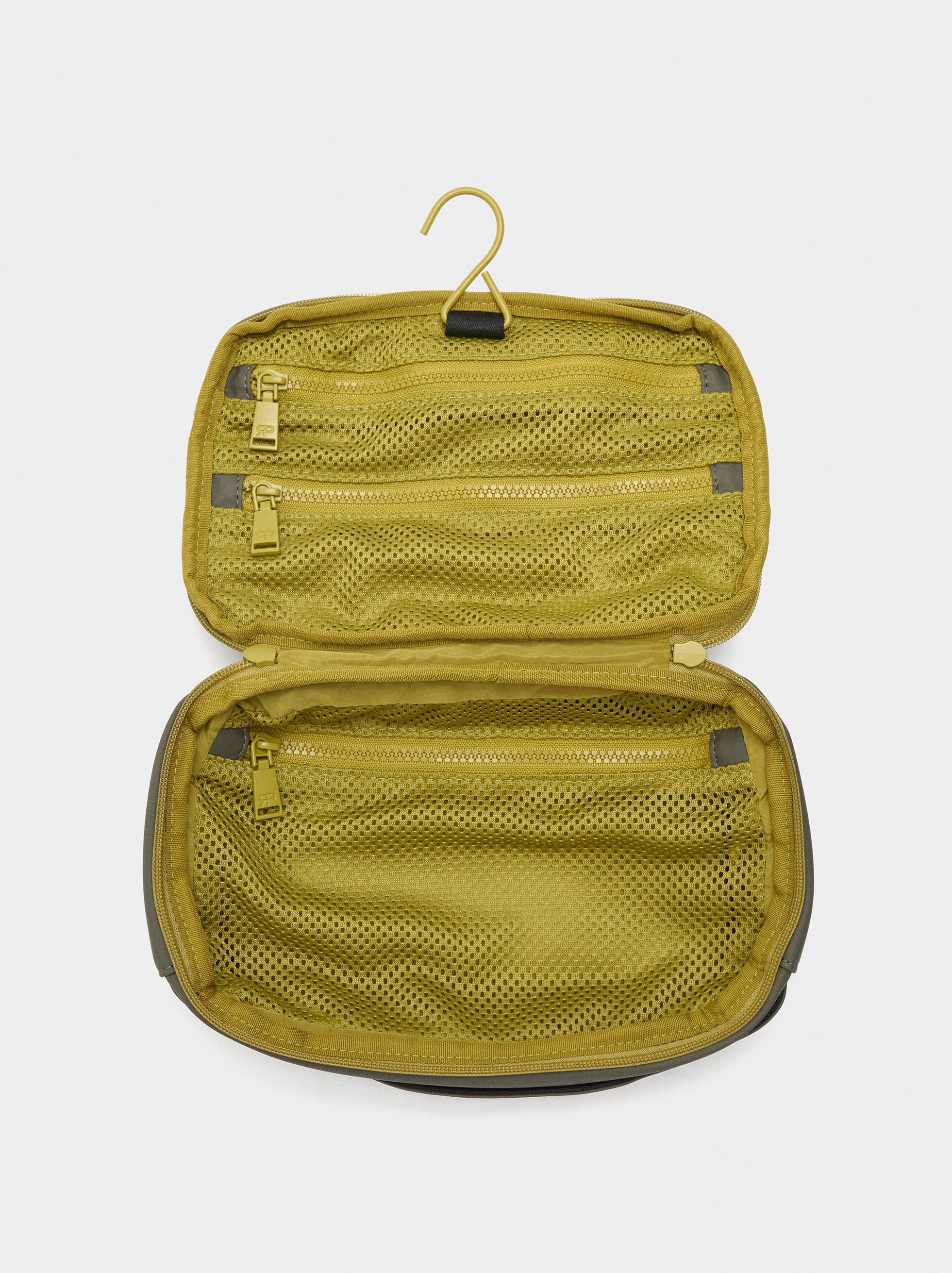 Enkel bag med kontrasterande färg